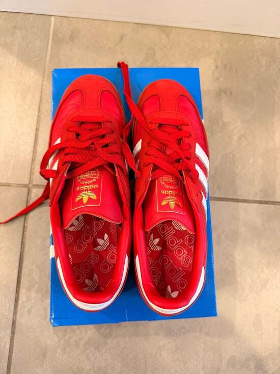 adidas Samba OG W Better Scarlet / Footwear White / Gold Metallic Sneaker (IE652 - Picture 5 of 10